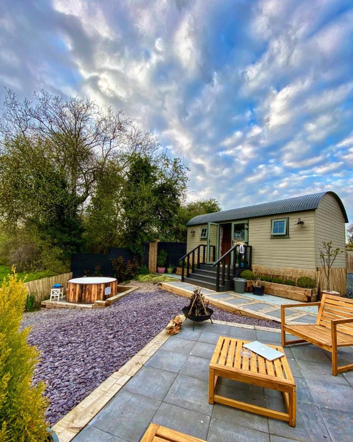 Bailey'S Hideaway Villa Portadown Exteriör bild